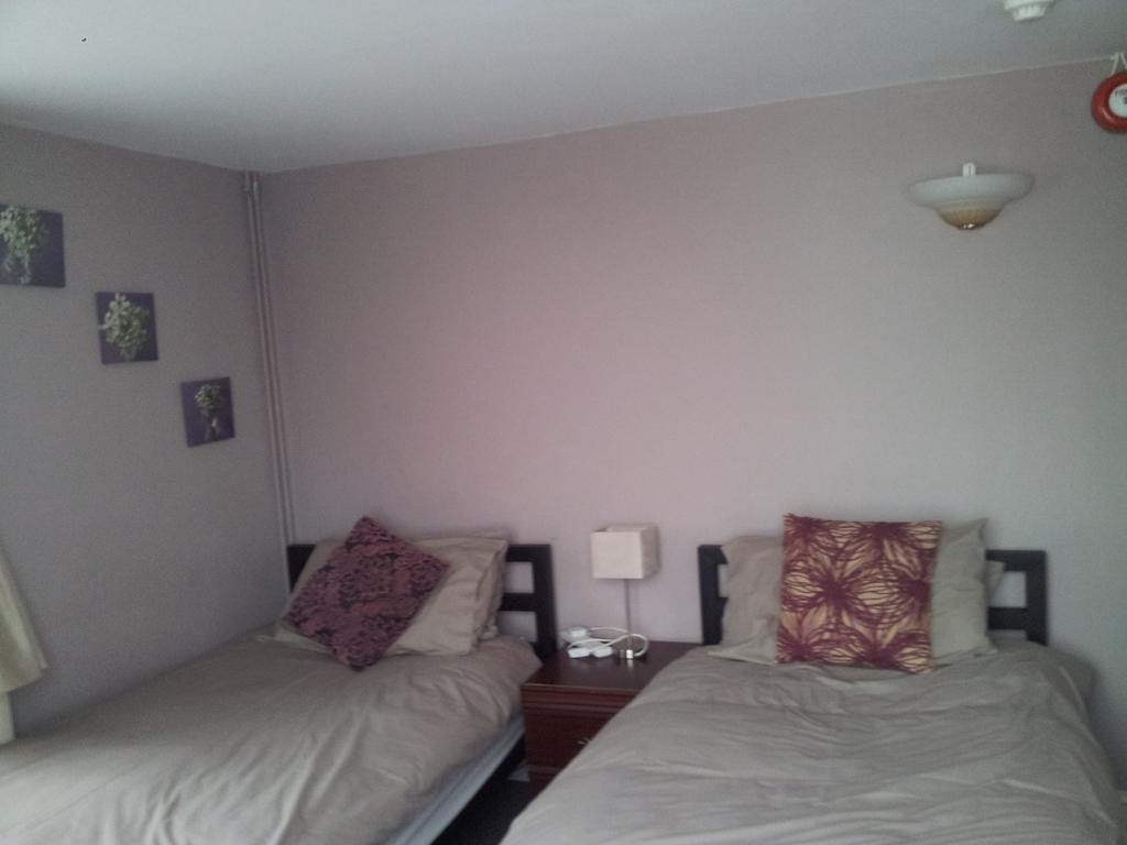 Shoulder Of Mutton Hotel Milton Keynes Kamer foto